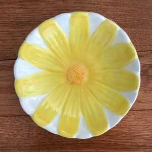 Hallmark Yellow flower trinket jewelry holder vintage